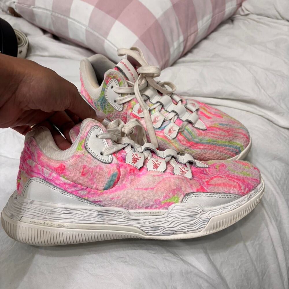 CROSSOVER CULTURE Pink White Green Women Sz 9 Blue Women's Basketball Shoes